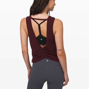 Lululemon tank 💕
